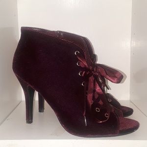 Sexy Lauren Conrad peep toe ankle boot